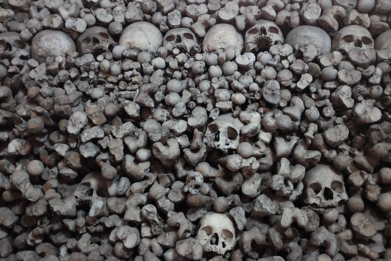 Datei:Beinhaus Melnik 4.jpg