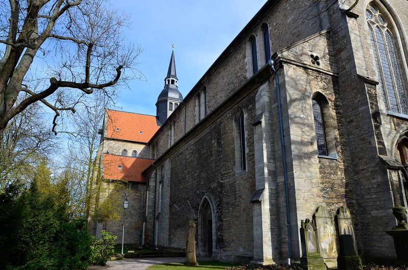 Datei:Klosterkirche Riddagshausen.jpg