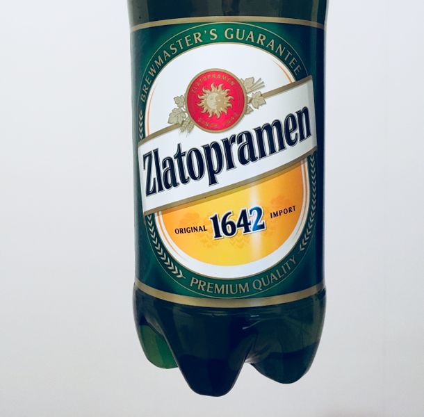 Datei:Bier Zlatopramen.jpg