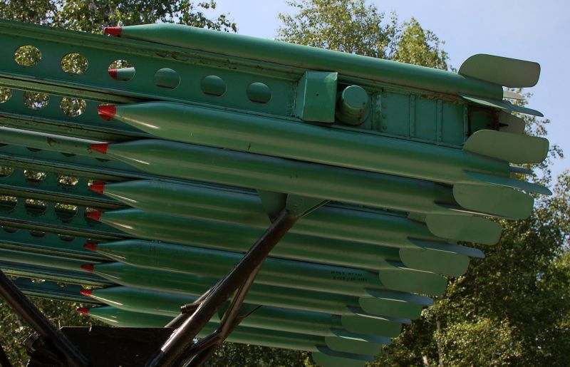 Datei:Katjuscha Raketen.jpg