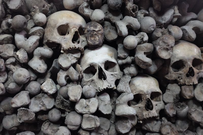 Datei:Beinhaus Melnik 3.jpg